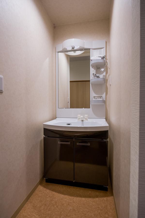 Guest House Yutaka Naha Bagian luar foto
